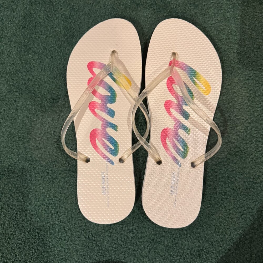 Like New White Love Pride Rainbow Flip-Flops – Fun for Summer Old Navy Sz 10